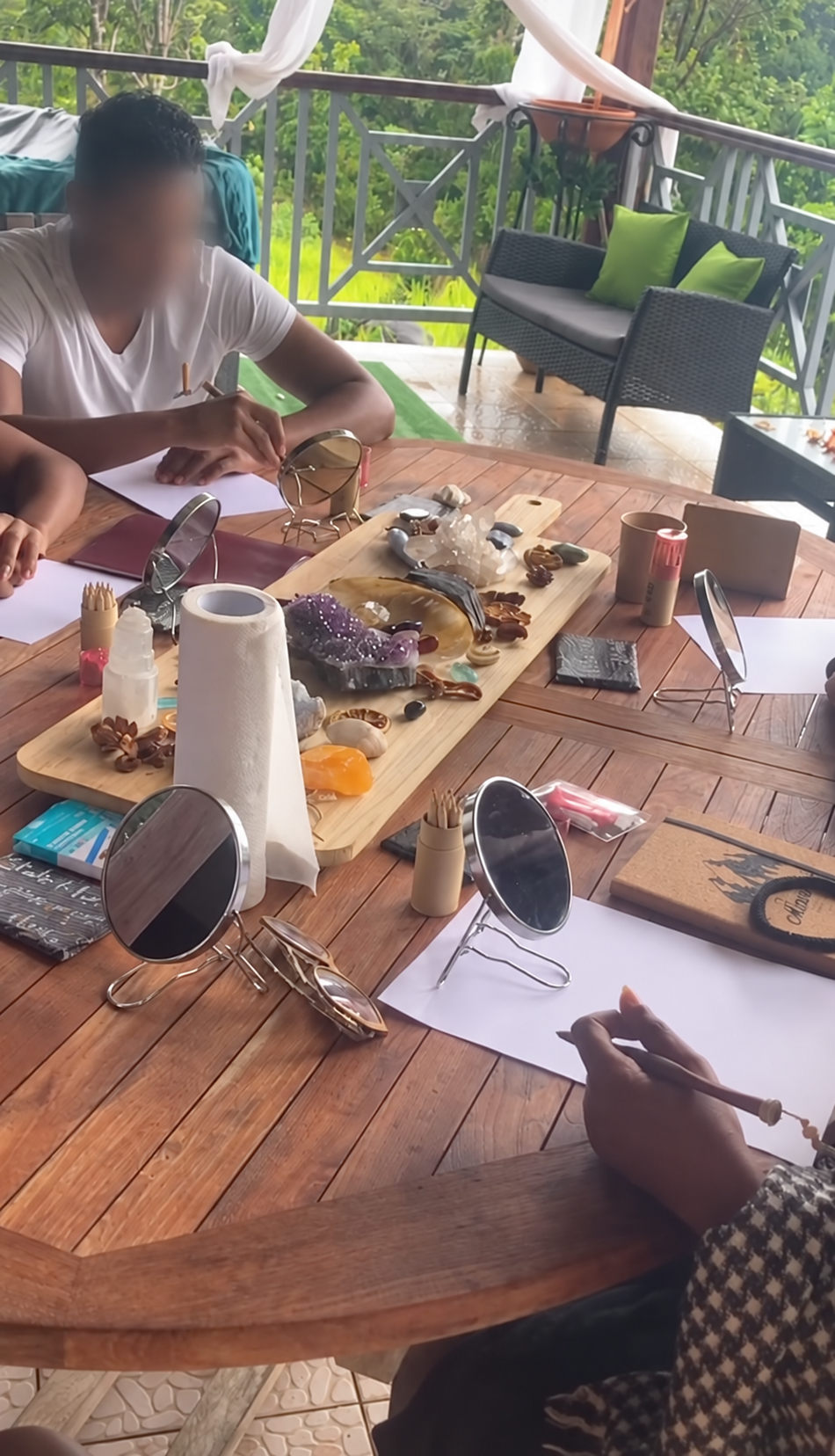 Atelier des miroirs — conception d'outils et transmission